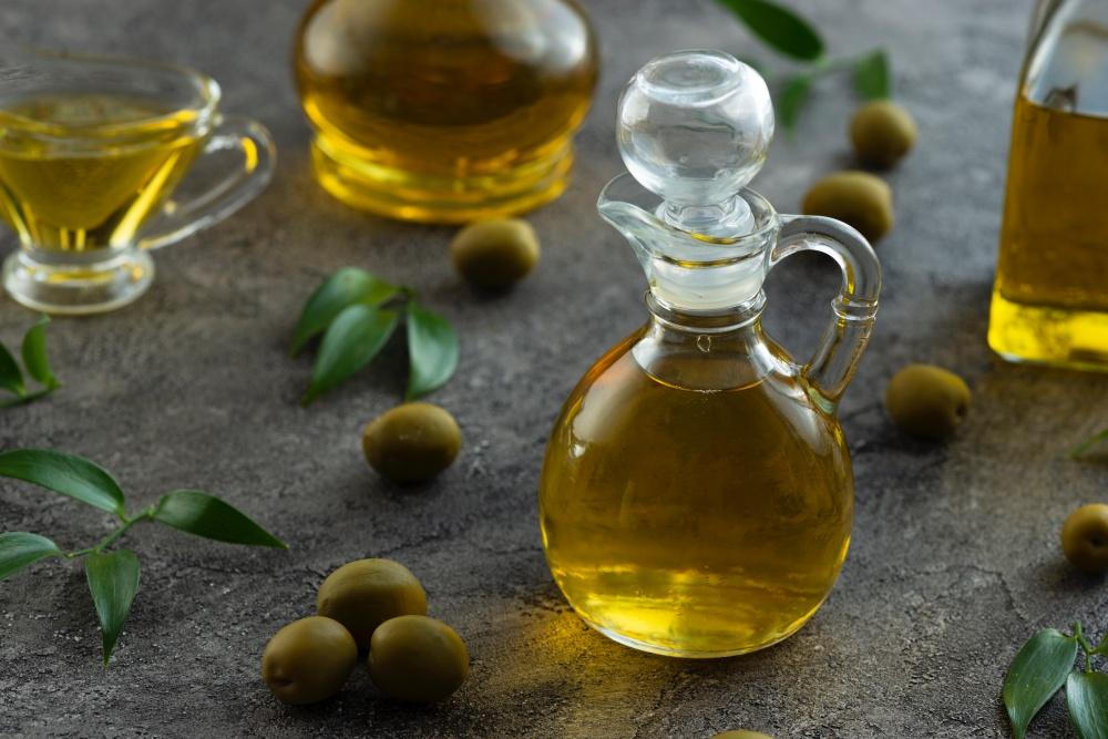 The Health Benefits of Premium Olive Oil (Singapore Guide)